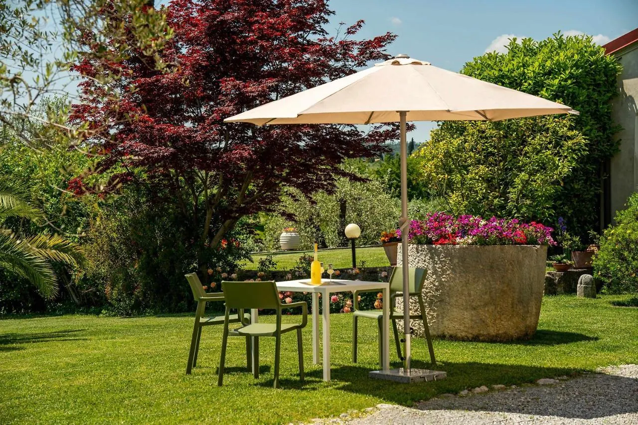 Lägenhet Palazzo Trevignane Appartamento La Grande Cucina San Felice del Benaco Italien